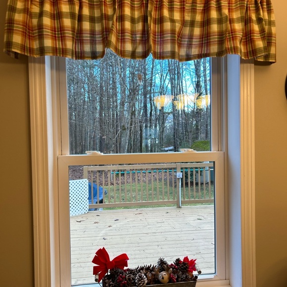 6 Kitchen Curtain Valances Country Print PARK DESIGN Dim. 69”L 14”W - Picture 4 of 8